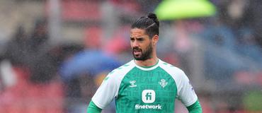 Betis midfielder Isco named the best player in April in the Premier League